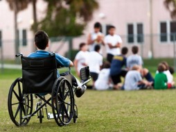 Установлен норматив ежемесячной социальной помощи детям-инвалидам