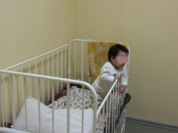 В Якутске пневмонию у ребенка лечили смектой
