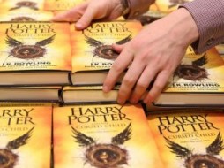 Стартовали продажи книги «Гарри Поттер и проклятое дитя» на русском языке