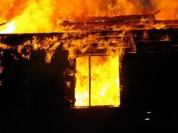 В Якутии в селе Покровка Амгинского района сгорел частный дом
