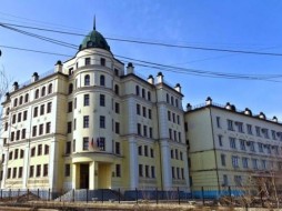 Прокуратура Якутска требует снести "дом Саакяна"
