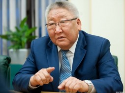 Глава Якутии наказал правительству не давать народу пустых обещаний 