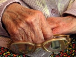 В Якутии мужчина украл у 80-летней пенсионерки 47 тысяч рублей