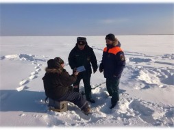 В Якутии началась акция "Безопасный лед"