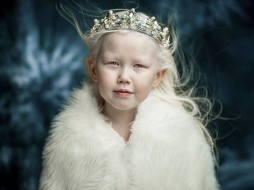 Маленькая якутянка-альбинос покорила пользователей соцсетей