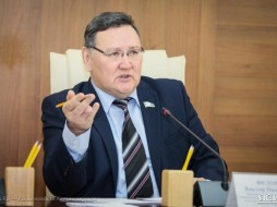 Виктор Федоров предложил проверять депутатов, задекларировавших небольшой доход