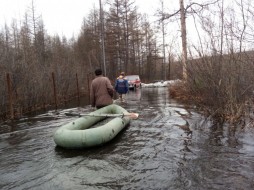 В Якутии на реке Чульман спасены шесть человек