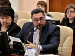 Александр Гриценко назначен руководителем Управделами главы Якутии