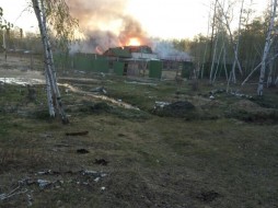 У Афанасия Максимова сгорел дом в Магане 