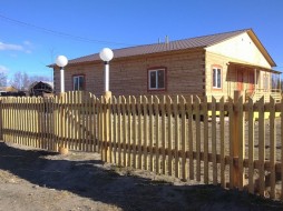 В Якутии малоимущие семьи могут получить социальную поддержку на ремонт фасадов своих домов