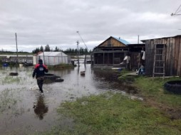 В результате паводка несколько сел в Якутии оказались подтоплены 