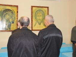 В ЛИУ-5 прошел праздничный молебен в честь праздника Крещения Руси