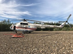 В Кобяйском районе тушат лесные пожары на вертолете Ми-8