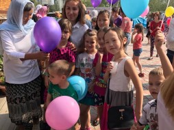 В Якутске Общественный совет транспортной полиции организовал праздник Медового Спаса для детей