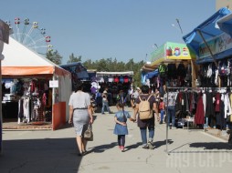 В Якутске открылся «Школьный базар» 