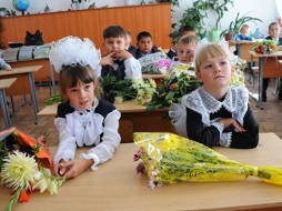Учащихся в российских школах в новом учебном году прибавится на один миллион человек