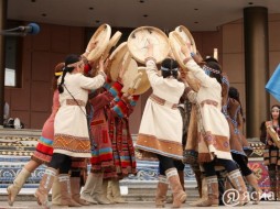В Якутске отпраздновали День коренных народов мира