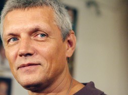 Александр Галибин больше не будет вести передачу "Жди меня" на Первом канале