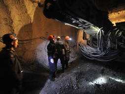 Объем воды в чаше карьера на руднике "Мир" в Якутии составил 25700 кубометров 