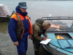 Инспекторы ГИМС Якутии провели рейды безопасности на воде