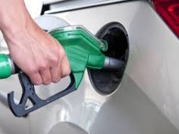 СМИ узнали о принятом в правительстве решении повысить акцизы на бензин