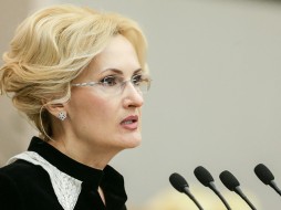 Ирина Яровая предложила наказывать педофилов пожизненным заключением