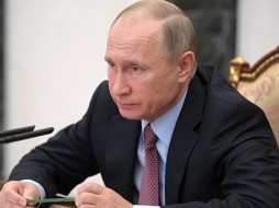 Президент Путин поручил проиндексировать пенсии бывшим военным с 1 января