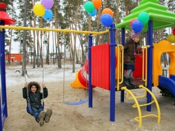 В Медцентре Якутии появилась новая детская площадка