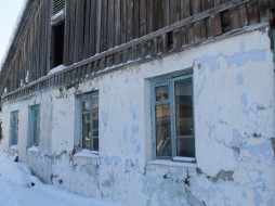 Дом-призрак в Якутске, о котором писал Storm24, признан аварийным