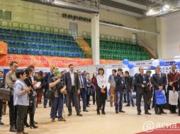 В Якутске открылась VII Межрегиональная специализированная выставка, посвященная промышленности и связи