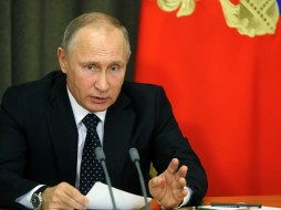 Владимир Путин предложил продлить программу материнского капитала до 31 декабря 2021 года