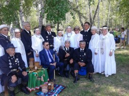 Пенсионеры из Амги стали финалистами всероссийских "Поединков хоров"