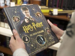 Первое издание книги «Гарри Поттер и философский камень» продано за 106 тысяч фунтов