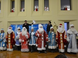 Общественная палата Якутии собрала для акции «Подари волшебство» 1200 подарков 