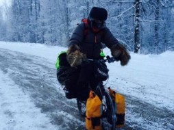 Французский велосипедист-экстремал не уверен, что доберется до Полюса холода