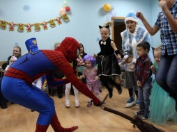 В УФСИН Якутии прошел новогодний утренник для детей сотрудников 