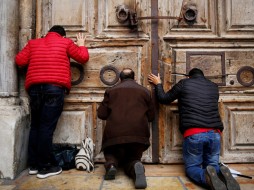 Храм Гроба Господня в Иерусалиме закрылся на неопределённый срок