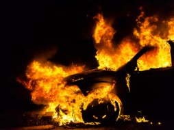 На федеральной трассе "Вилюй" сгорел автомобиль