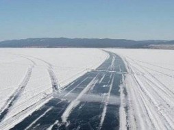 На ледовой переправе Якутск - Нижний Бестях ограничат грузоподъемность 