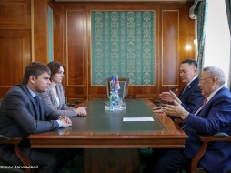 Егор Борисов обсудил с депутатом Госдумы Сергеем Боярским вопросы охраны окружающей среды в Якутии