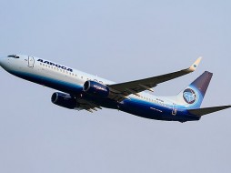 Авиакомпания АЛРОСА пополнила авиапарк первым самолетом Boeing 737-700   