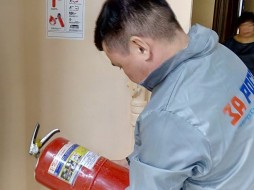 Активисты ОНФ обследовали противопожарную безопасность школ Якутска