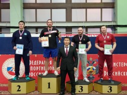Сотрудник УФСИН Якутии одержал победу на Всероссийских соревнованиях по мас-рестлингу
