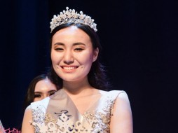 В конкурсе «Мисс Азия ДВФУ 2018» якутянка завоевала главный приз 