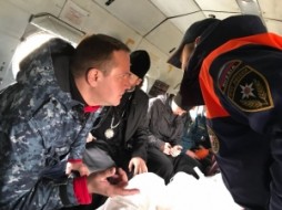 МЧС России увеличило группировку спасателей для борьбы с паводком в Амгинском районе Якутии