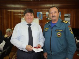 Генеральный директор ОАО «ЛОРП» Сергей Ларионов награжден медалью МЧС России