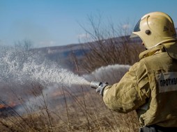 "Режим ЧС" введен в двух районах Якутии из-за лесных пожаров 