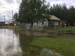 В Якутии подтоплено село Орто-Балаган