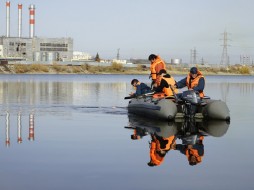 Спасатели-водолазы извлекли тело мужчины из водохранилища в Якутске