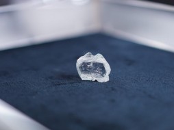 АЛРОСА выставит на цифровой тендер более 700 алмазов